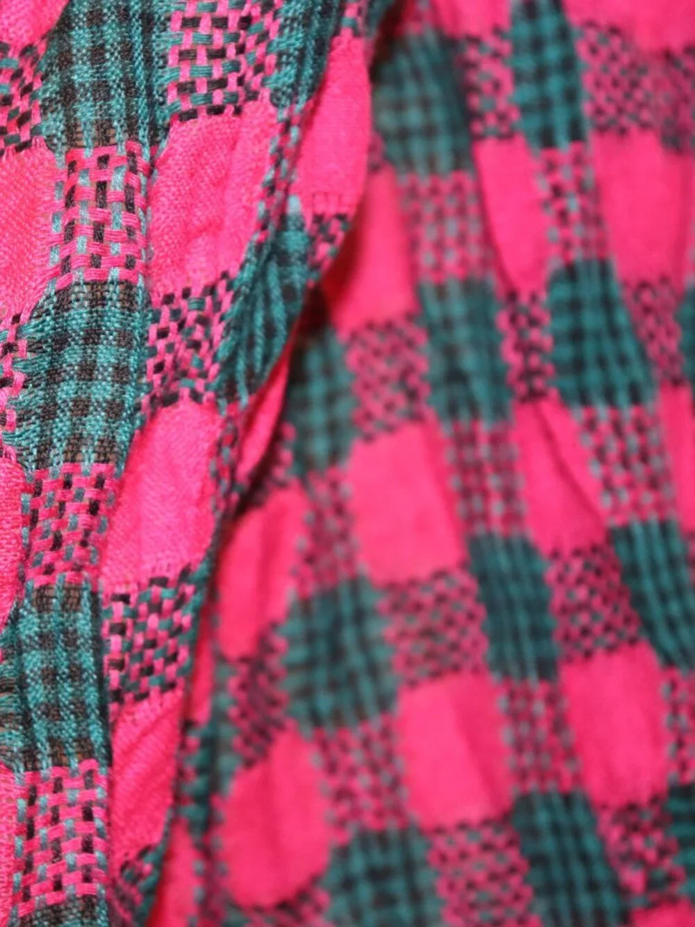 🧣✨ Maroon & Green Woven Scarf · 21